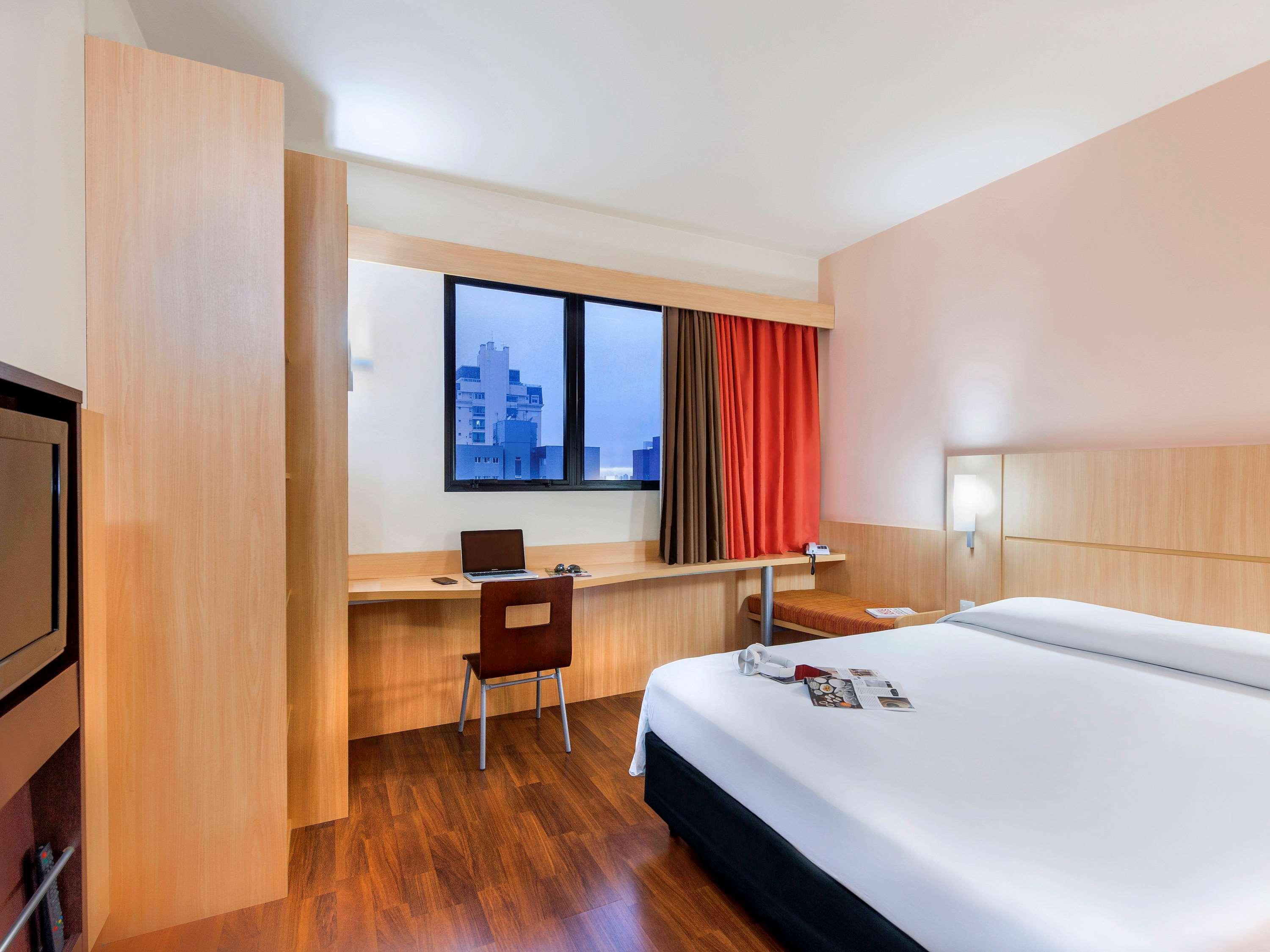 Hotel Ibis Shopping Curitiba
