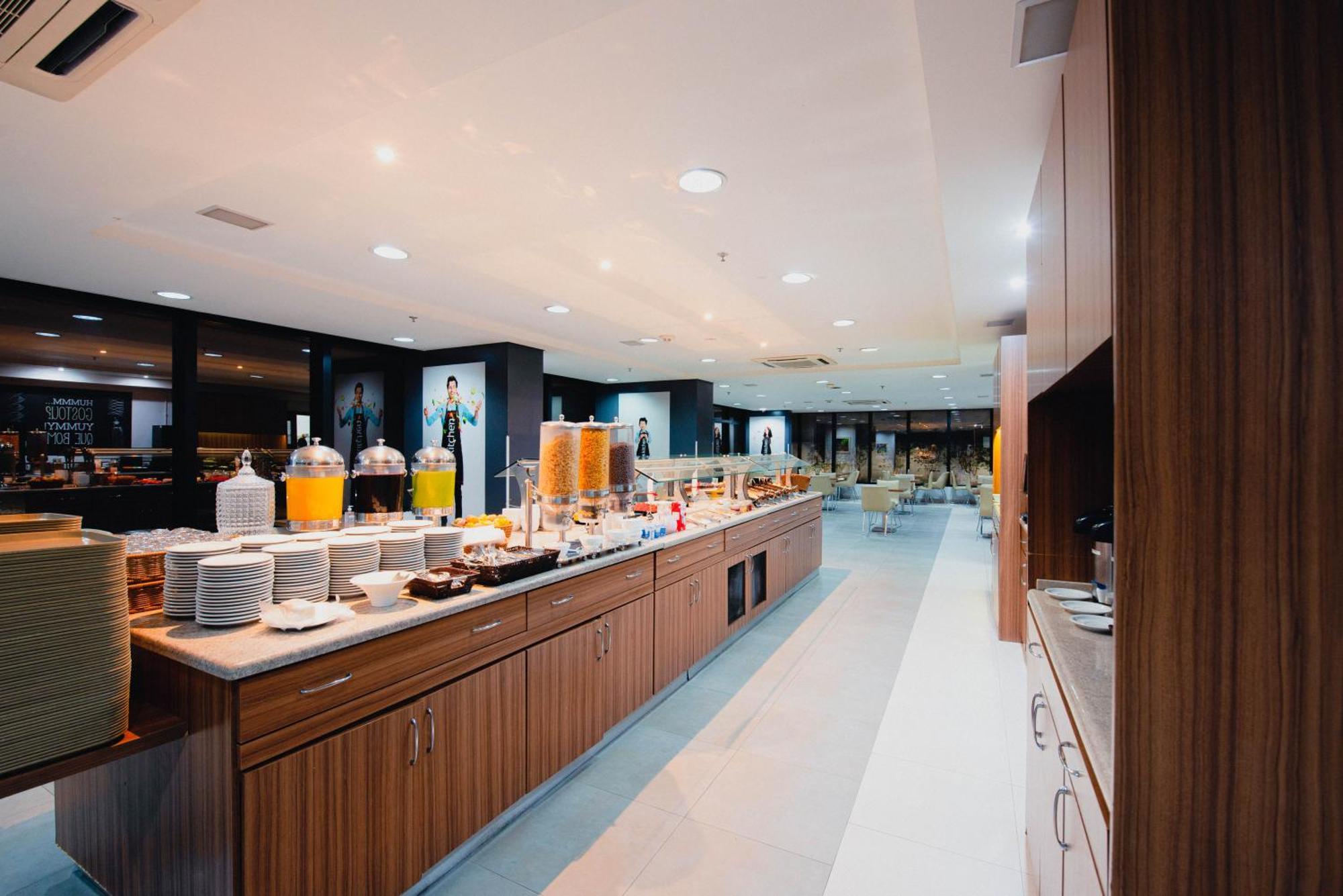 Hotel Ibis Shopping Curitiba