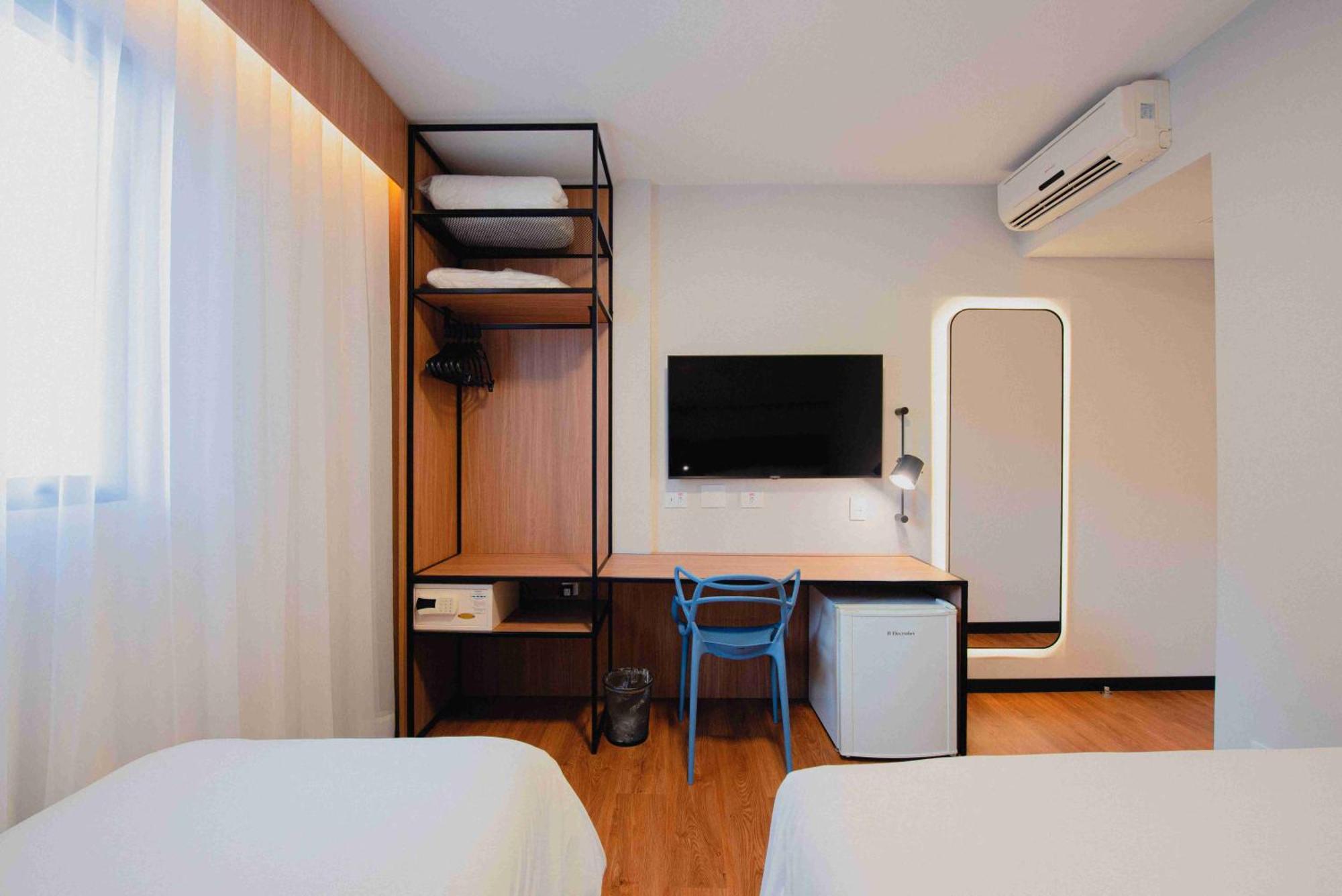 Hotel Ibis Shopping 3*