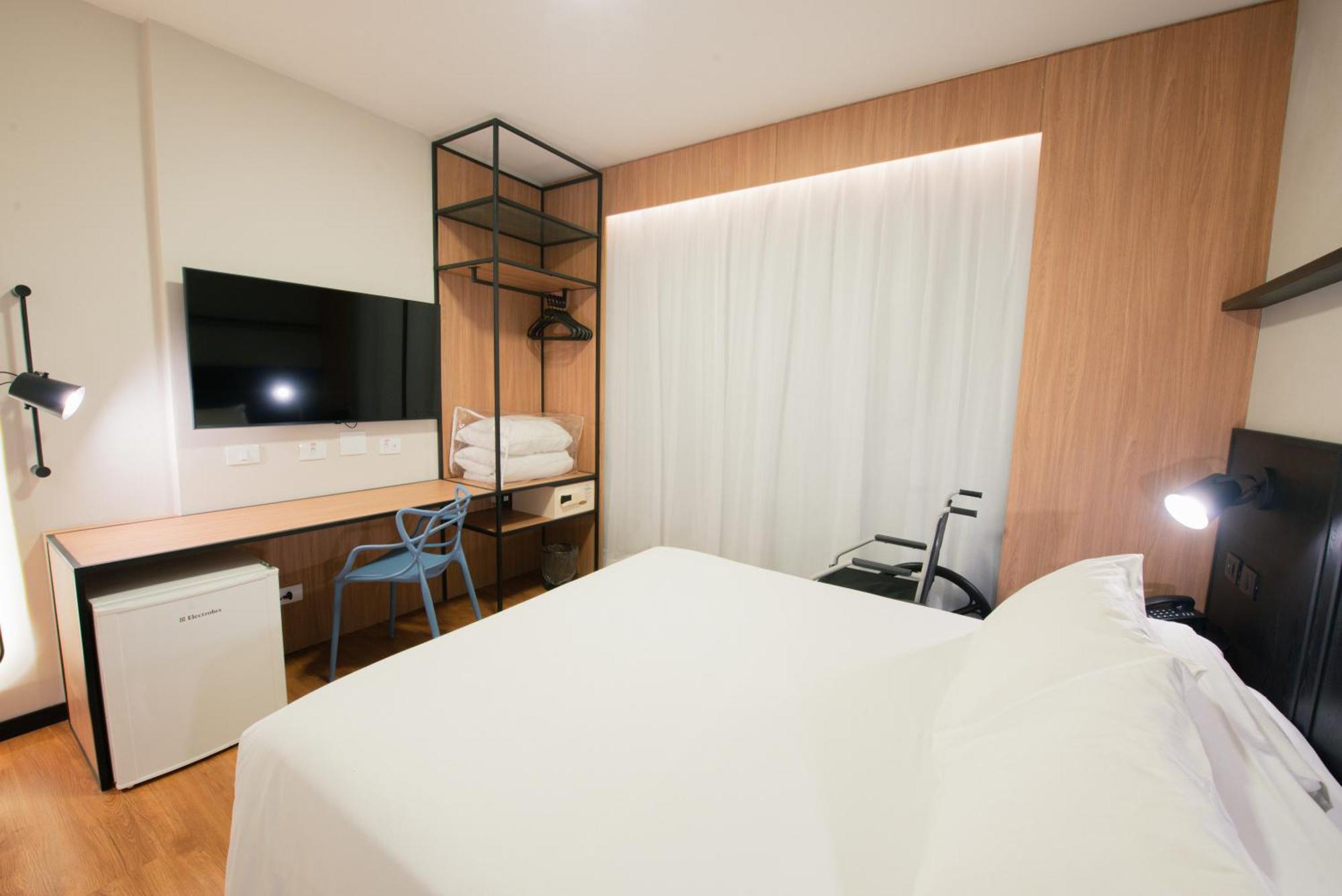 Ibis Shopping Hotel