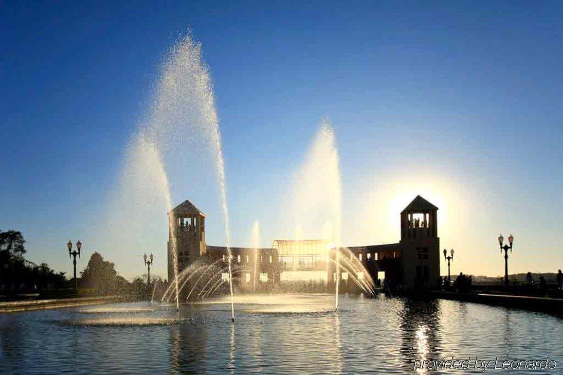 Ibis Shopping 3*