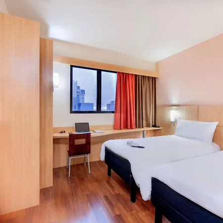 Ibis Curitiba Shopping Hotel Exterior photo
